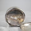 Smörask, handtag i form av kräfta, nysilver, 1900-talets första hälft.