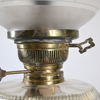 Bordsfotogenlampa, mässing, omkring år 1900. 