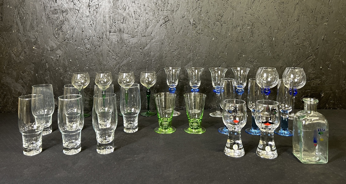 Parti glas bl a Ulven 