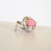 Designring i silver, sten.