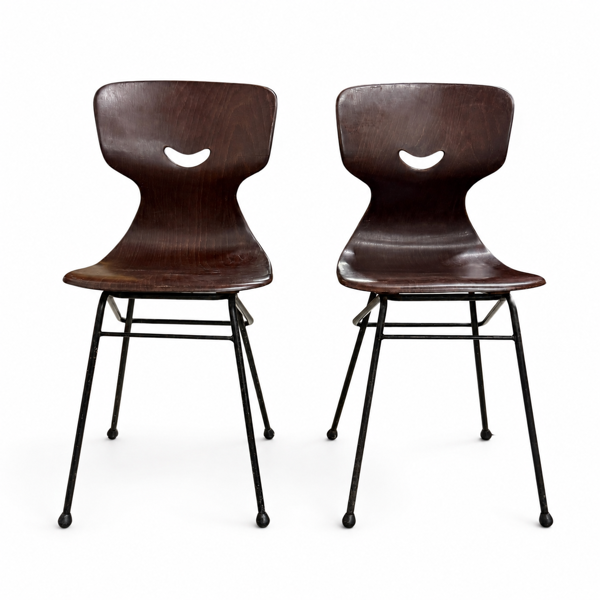 Adam Stegner, stolar, ett par, "Smile Chair", Panholz, 1960/70-tal.