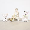 Figuriner och lockask, 5 delar, porslin och glas.