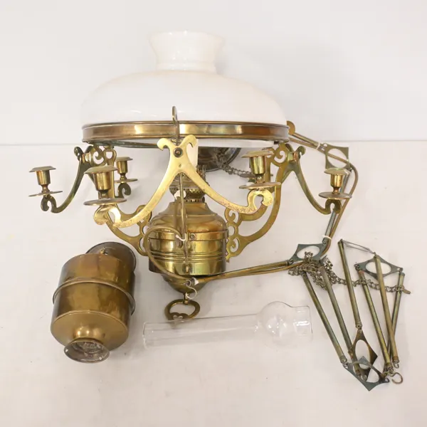 Takfotogenlampa, mässing, jugend, tidigt 1900-tal.