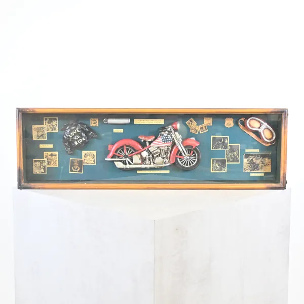 Diorama, motorcykelmotiv, sent 1900-tal.