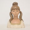 Antonia Ruiz, figurin, ung flicka, Lladro, Spanien.