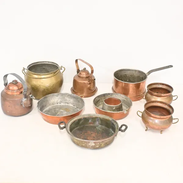 Parti metallföremål, koppar och mässing, 1900-tal.