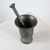 Mortel med stöt, gjutjärn, 1900-tal.