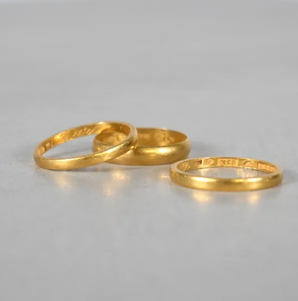 Ringar, 3st, 23k guld.