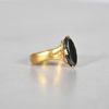 Ring, 23k guld med sten.