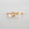 Ringar, 2st, 18k guld med stenar.