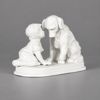 Figurin, "Kan du inte tala?", parian, Gustavsberg, 1900-talets första hälft.