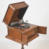Grammofon med bord, Polyphon, 1900-talets första hälft.