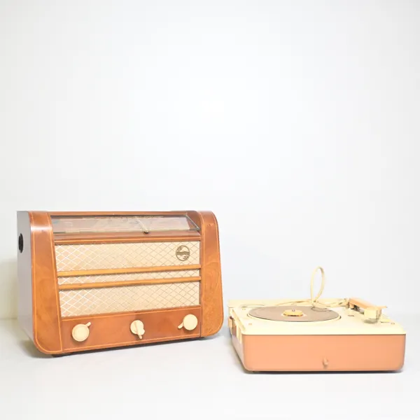 Radio och skivspelare, Philips, 1950/60-tal.
