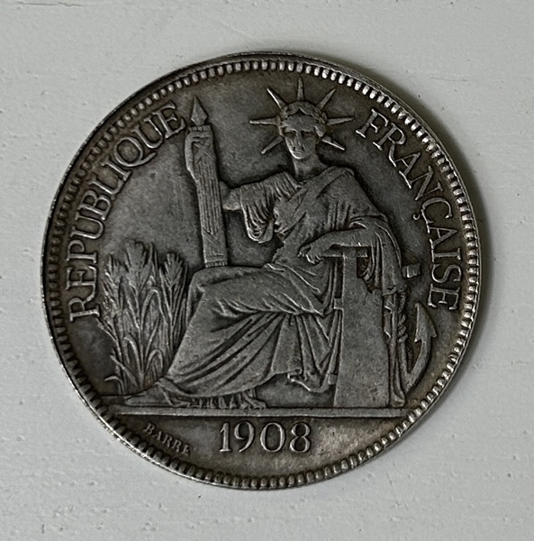 Silvermynt Franska IndoChina 1 Piastre 90% silver, år 1908