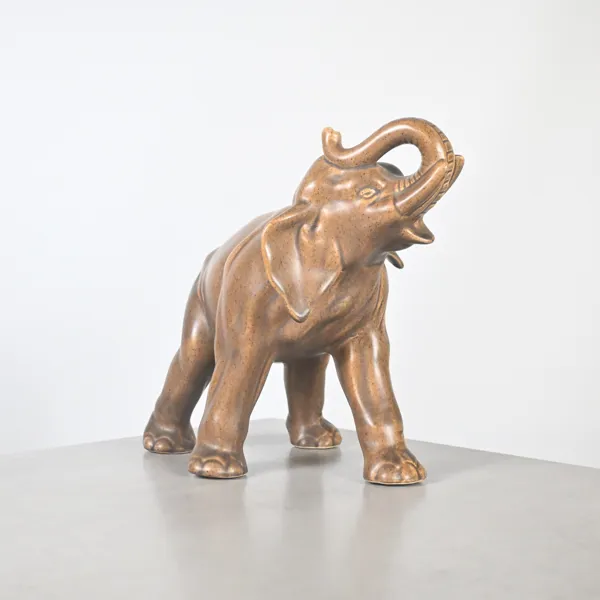 Figurin, elefant, keramik, Syco Keramik, 1900-talets mitt.