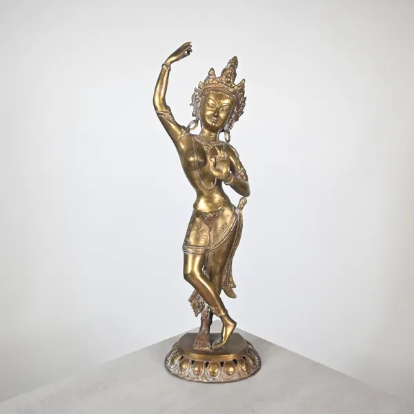 Skulptur, dansande kvinna, brons, Tibet, 1900-tal.