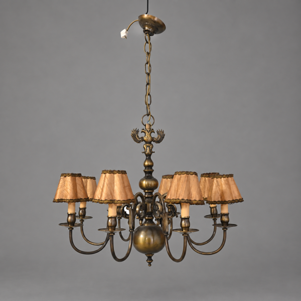 Takkrona, barockstil, 1900-talets första hälft.