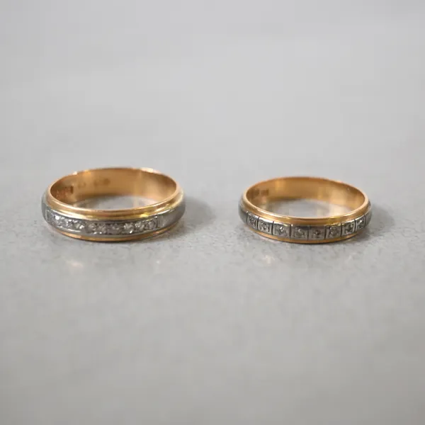 Ringar, 2st, 18k vitguld samt diamanter.