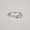 Enstensring, 18k vitguld samt diamant, 1964.