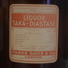 Apoteksflaskor, tvättservis, och ett krus, 7 delar, 1900-tal.