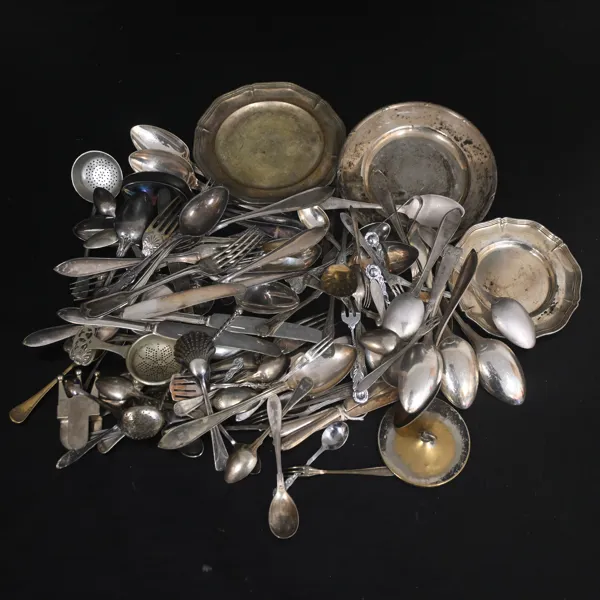 Nysilver, ett parti, ca 4kg.