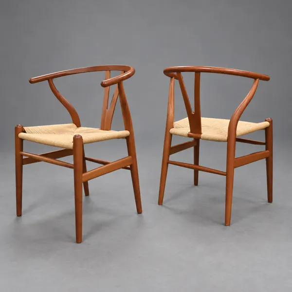 Hans J. Wegner, stolar, ett par, modell "CH-24", Carl Hansen & Son, Danmark.