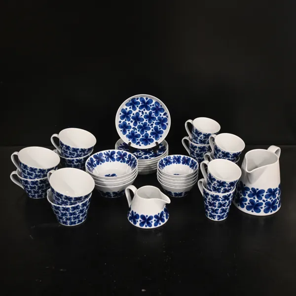 Kaffe- och teservis, 30 delar, "Mon Amie", porslin, Rörstrand.