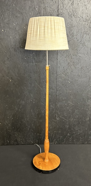 Golvlampa
