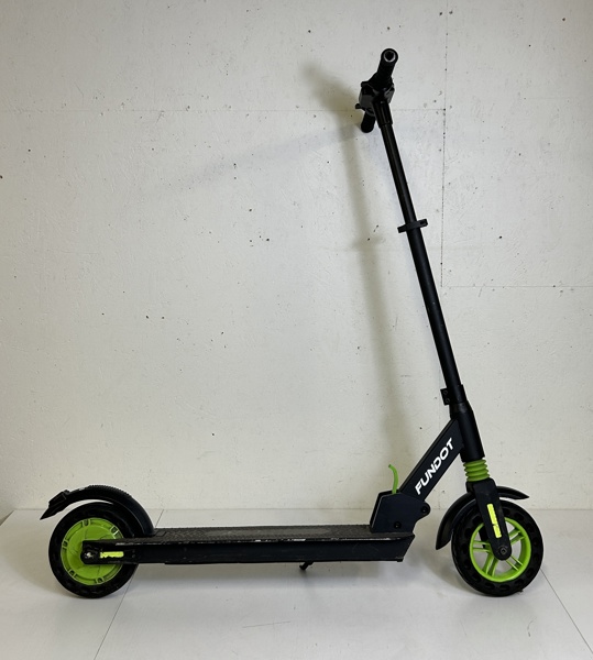 Elscooter för barn, Fundot, laddare och hjälm medföljer