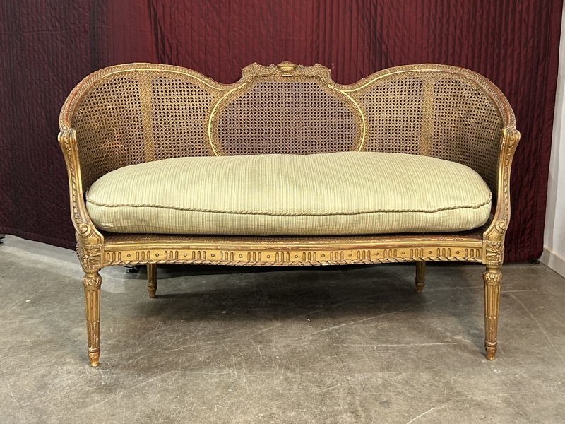 Gustaviansk Soffa, Louis XV stil