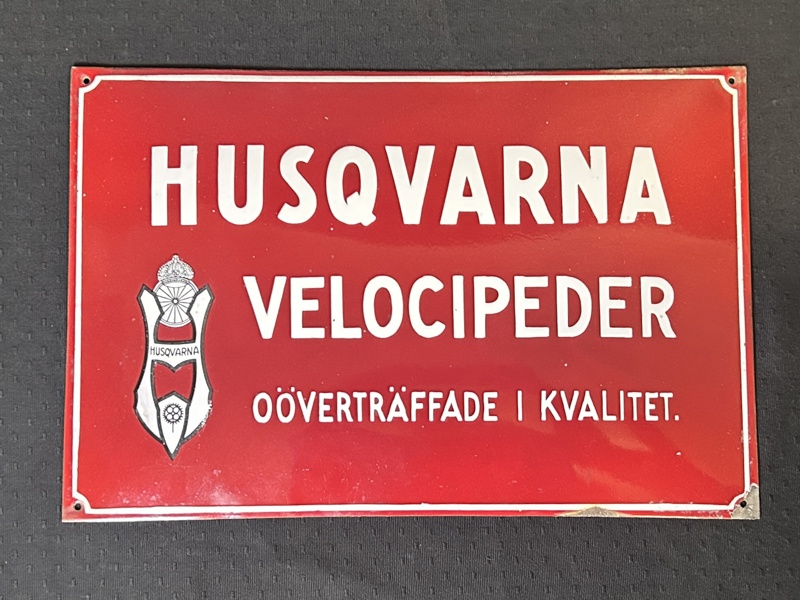 Emaljskylt Husqvarna Velocipeder