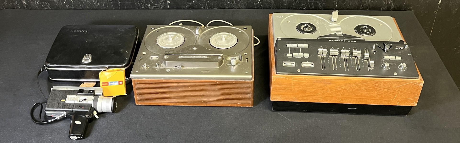 Rullbandsspelare och filmkamera bl a Bang Olufsen