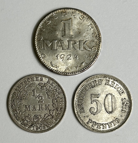 Tyskland 3st Silvermynt 1/2 Mark 1906 A,1 Mark 1924 A,
50 Pfennig 1876 A
