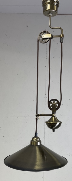 Taklampa med hissfunktion modern 