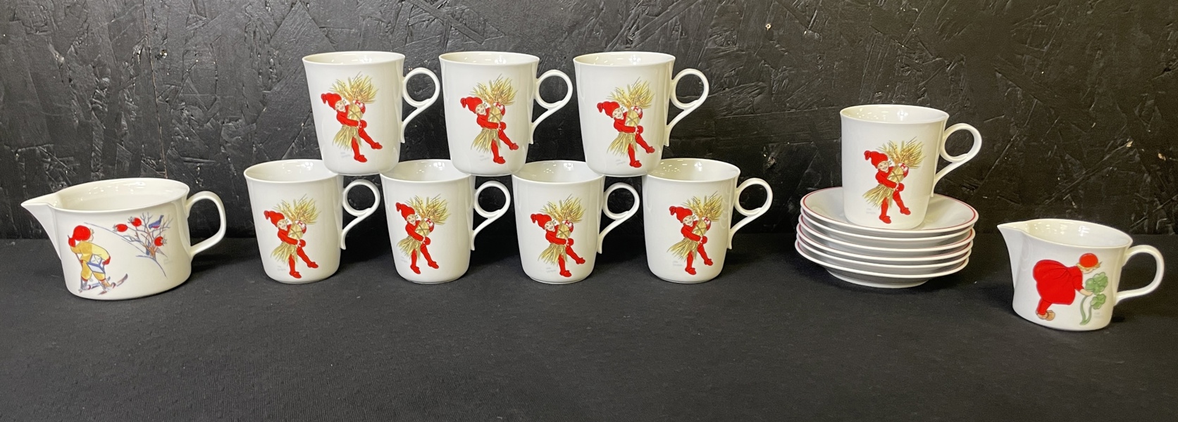Kaffeservisdelar God Jul Aina Stenberg 16 delar 