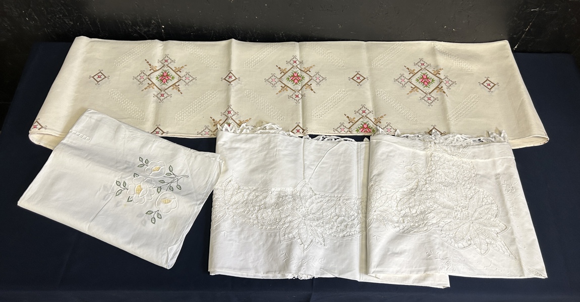 Broderade dukar