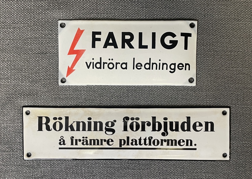 2st emaljskyltar