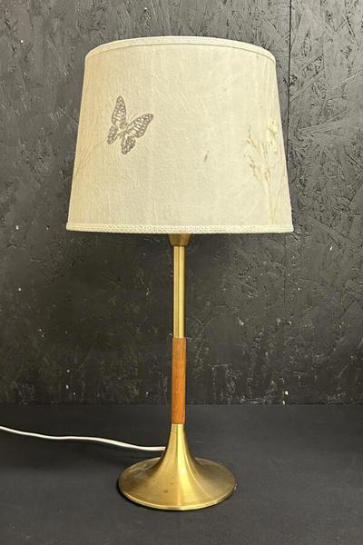 Bordslampa fot mässing/teak, höjd 63 cm