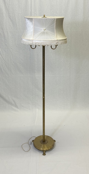 Golvlampa, 2-armad mässing.