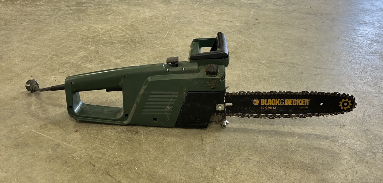 Elmotorsåg Black & Decker