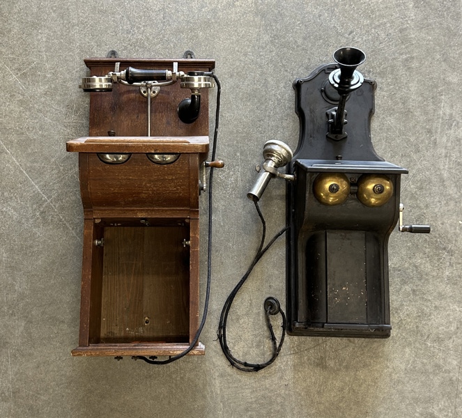Väggtelefoner, 2 st