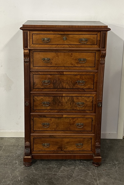 Byrå, 6-lådig, 1800-tal.