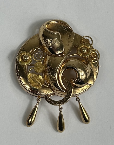 Hänge/Brosch, 18k guld.