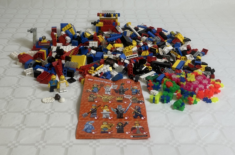 Parti LEGO.