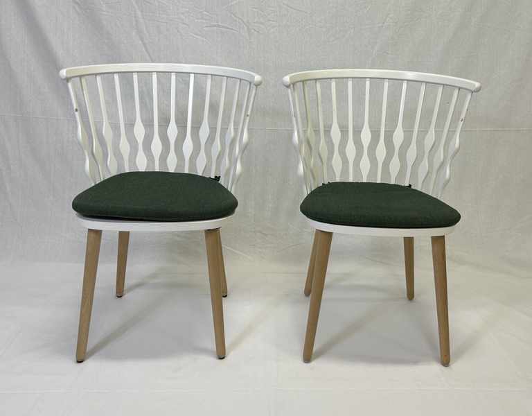 Matsalsstolar 2 st Nub SO 1420 design Patricia Urquiola