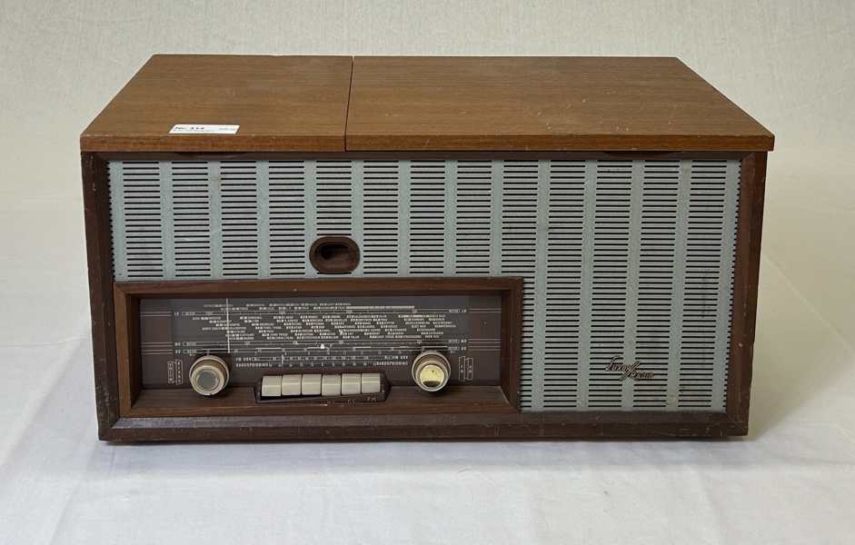 Radio med skivspelare, Luxor.